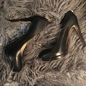 Michael Kors Hamilton Pump Sz 6